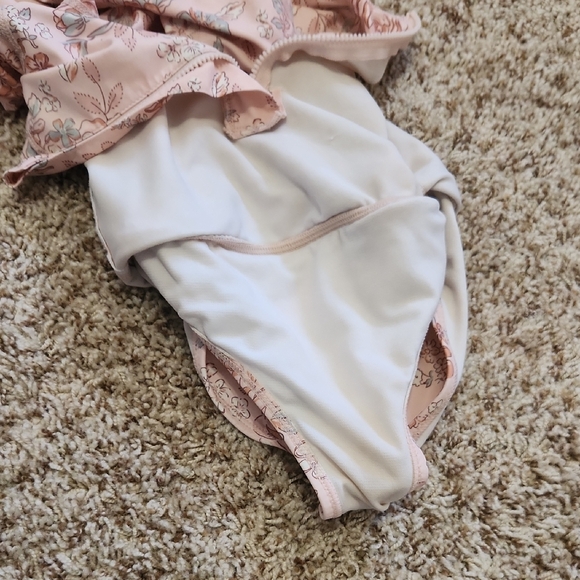 Peach Floral Kids Rashguard - Picture 6 of 6